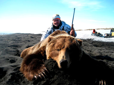 russian brown bear hunt image
